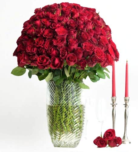 200 Kırmızı Gül ile Gerçek Aşk