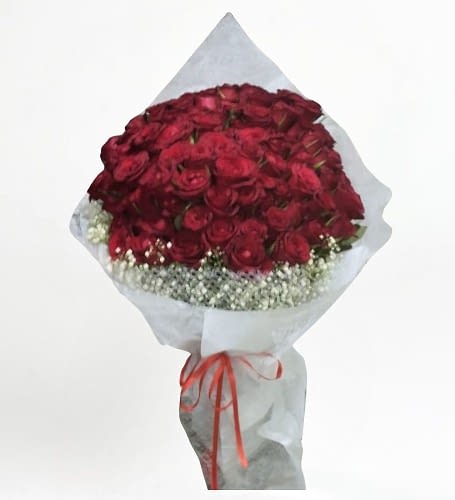 100 Kırmızı Gül Çiçek Demeti